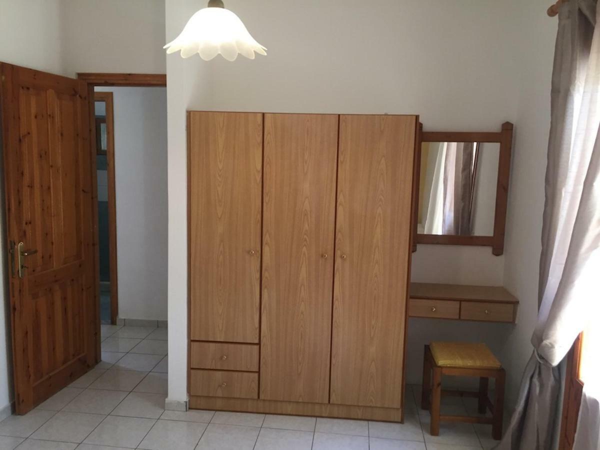 דירות איסטרו Asimina מראה חיצוני תמונה